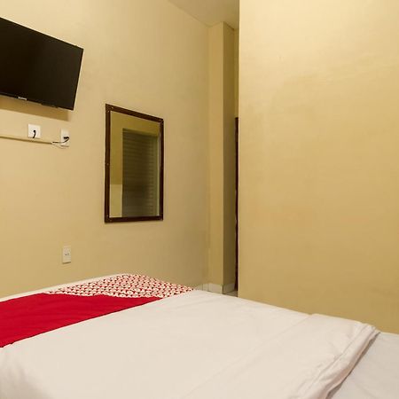 Capital O 615 Residence Puri Hotel Syariah Medan Kültér fotó